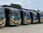 Sete ônibus em Joinville estacionados