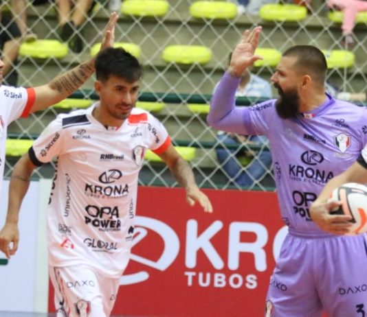 Supercopa Gramado: JEC Futsal vence o Carlos Barbosa de virada e se classifica à semifinal