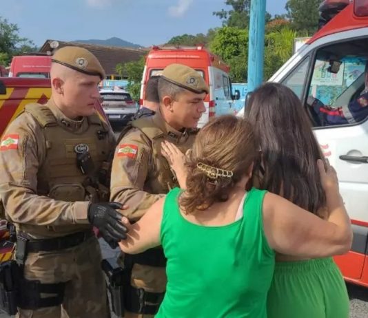 Polícia Militar confirma morte de quatro crianças em creche no Vale do Itajaí