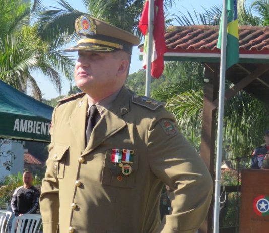 GALERIA – 8º Batalhão da Polícia Militar de Joinville tem novo comandante