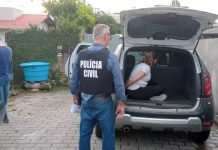 Mulher é presa suspeita de ser mandante de assassinato de tio morto a pauladas em Santa Catarina