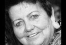 Diretora de creche morre em grave acidente envolvendo quatro veículos em SC