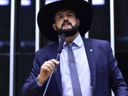 Deputado Zé Trovão assina manifesto para exploração de petróleo na foz do rio Amazonas