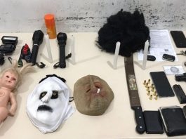 Youtubers são flagrados com arma de fogo durante filmagem em Joinville