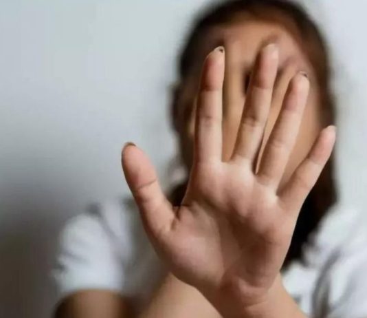 Justiça mantém decisão que autoriza aborto legal em menina de 13 anos vítima de estupro em SC