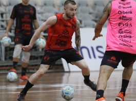 Pela final do estadual, JEC Futsal enfrenta o Jaraguá nesta quarta-feira