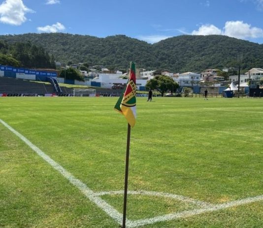 MP-SC e Polícia Militar reprovam condições de segurança de estádio de jogo entre JEC e Brusque