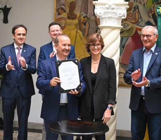 Jorginho Mello anuncia mudanças no secretariado