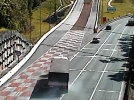 VÍDEO – Carreta sem freios adentra área de escape na BR-376, entre PR e SC