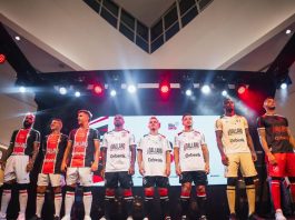 VÍDEO – JEC apresenta elenco para Campeonato Catarinense e novos uniformes para 2024