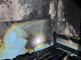 Incêndio é registrado em casa após discussão de casal em Balneário Piçarras