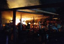 Homem sofre queimaduras tentando apagar incêndio em depósito de lixo reciclável em São Francisco do Sul