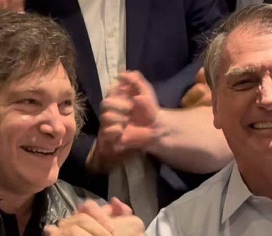 Presidente da Argentina, Javier Milei deve se encontrar com Jair Bolsonaro em evento conservador em SC