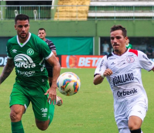 No Oeste, JEC visita Chapecoense em busca de se manter vivo na Copa Santa Catarina