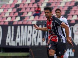 JEC confirma retorno do volante Naldo após três anos