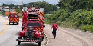 Bombeiros encontram corpo em estado de decomposição em rio em Brusque