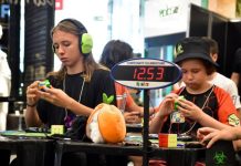 Campeonato de cubo mágico em joinville