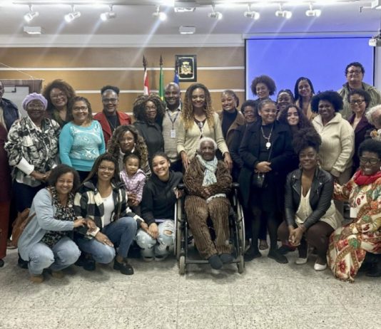 Liderança centenária recebe homenagem na Câmara de Joinville