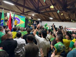 Deputado Zé Trovão reúne mais de 3 mil pessoas em ato em Joinville