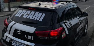 Polícia realiza operação de combate à pornografia infantojuvenil em Joinville
