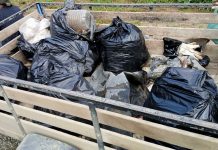 Prefeitura de Joinville recolhe o equivalente a oito cargas de caminhões truck de lixo durante limpeza de ruas