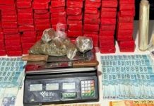PM encontra mais de 135 quilos de maconha em fundo falso de banheiro em casa de Joinville