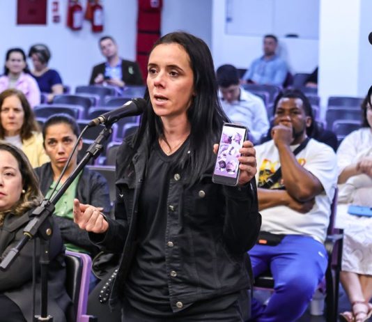 Mães e pais relatam violência obstétrica em Joinville, e Maternidade Darcy Vargas anuncia investigação de óbitos