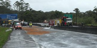 BR-101 em Joinville é liberada após horas bloqueada depois de acidente