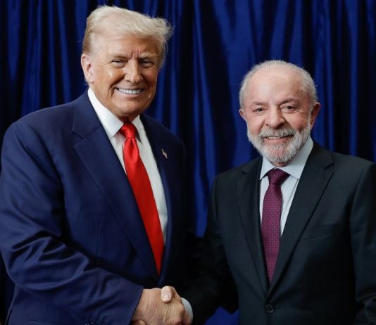 Fiesc afirma que encontro entre Trump e Lula é “avanço concreto” contra o tarifaço