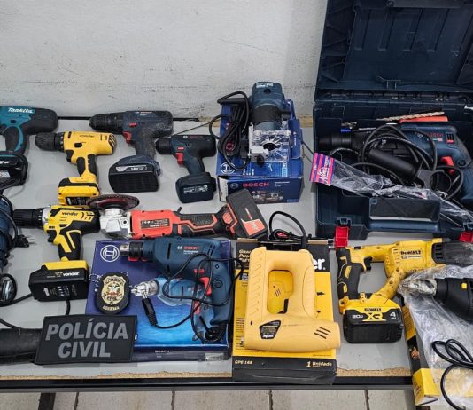 Polícia prende cinco envolvidos em furtos de peças automotivas em Joinville e região