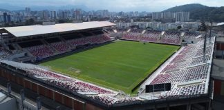 Prefeitura lança licitação para instalação de gramado sintético na Arena Joinville
