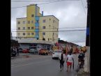 VÍDEO – Incêndio em edifício residencial mobiliza equipes do Corpo de Bombeiros em Joinville