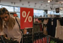 Procon de Joinville dá dicas de como evitar golpes na Black Friday