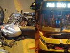 Motociclista morre após forte colisão com ônibus em Joinville