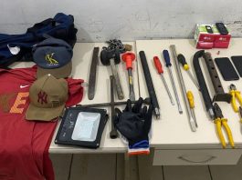 Dupla é presa em Joinville após tentar furtar agência bancária em Schroeder