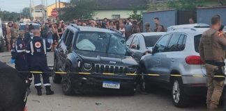 Homem suspeito de furtar carros morre em troca de tiros com a Polícia Militar, em Joinville