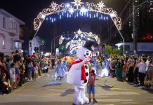Último fim de semana de desfiles do Natal de Joinville promete encantar público com atrações gratuitas