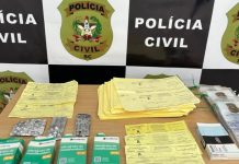 Operação da polícia mira esquema de falsificação de receitas médicas em Joinville