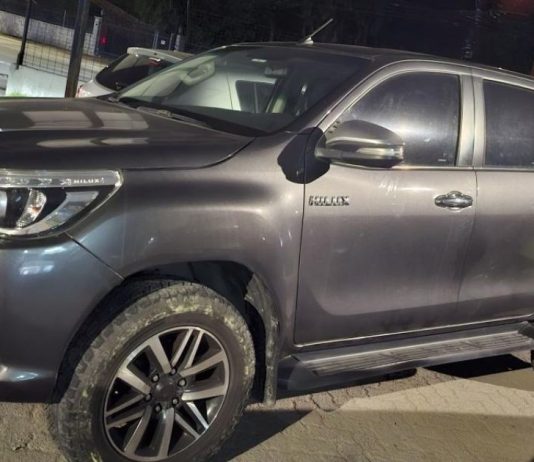 Caminhonete furtada em São Francisco do Sul é recuperada após perseguição policial em Joinville