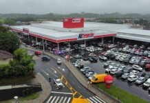 Grupo Koch abre processo seletivo com 100 vagas para nova loja Komprão em Joinville